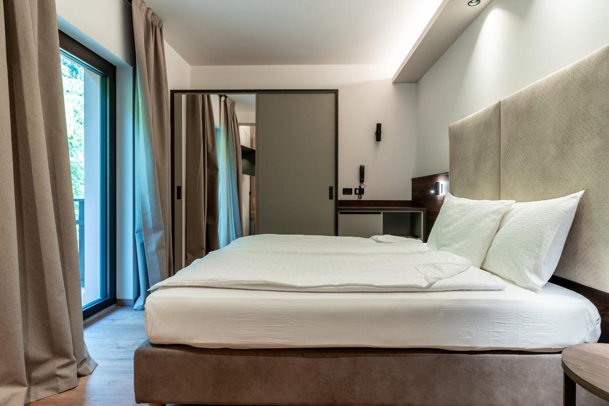Hotel Ariston Levico Terme Exterior photo