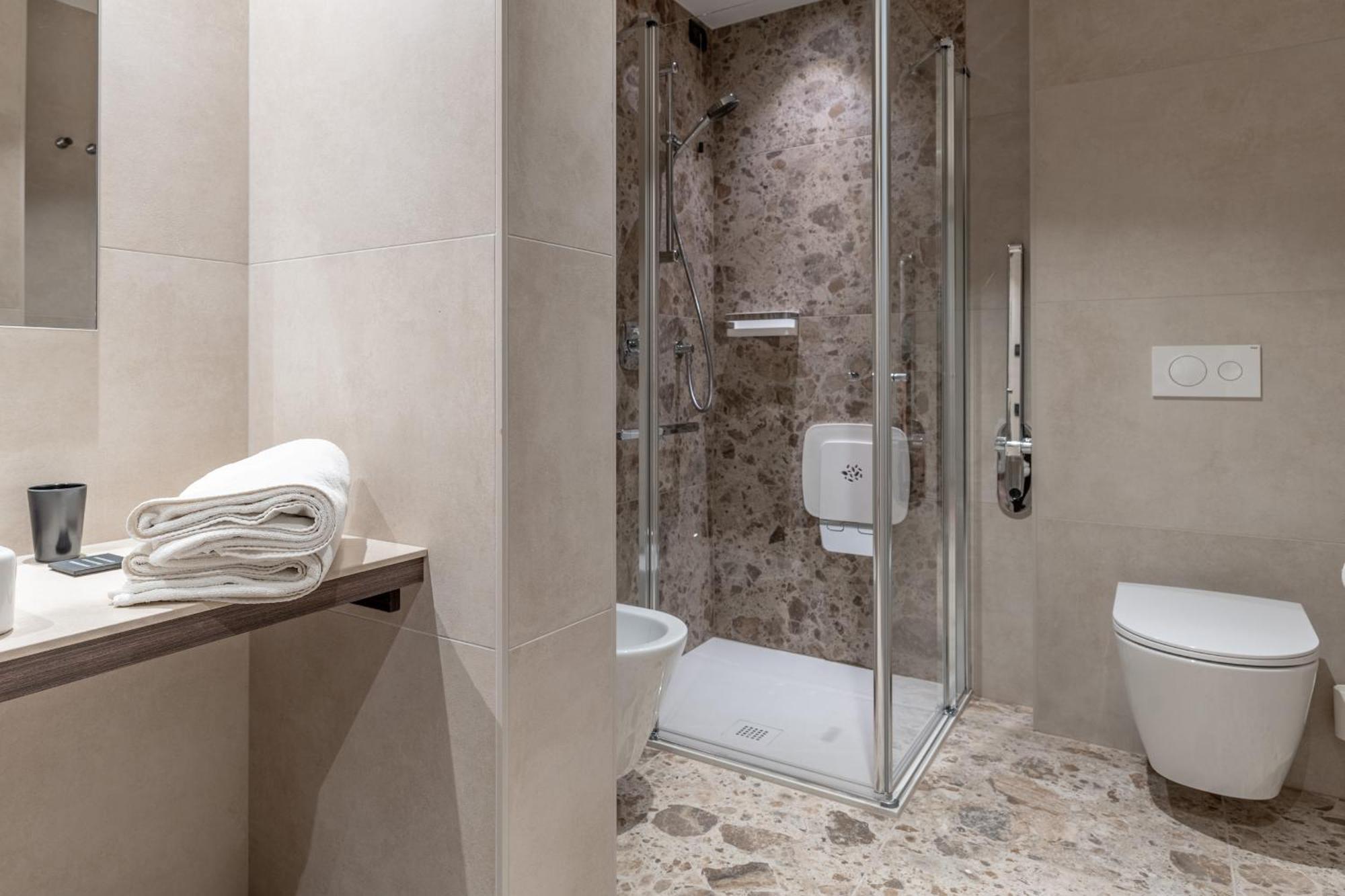 Hotel Ariston Levico Terme Exterior photo